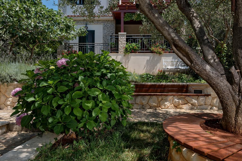 Apartman Roza Рогозница Екстериор снимка